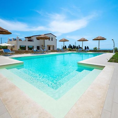 Villa Carmiano Luxury Bedrooms In Avola In The Province Of Syracuse With Spa And Swimming Pool And Wonderful Seaview Exteriér fotografie