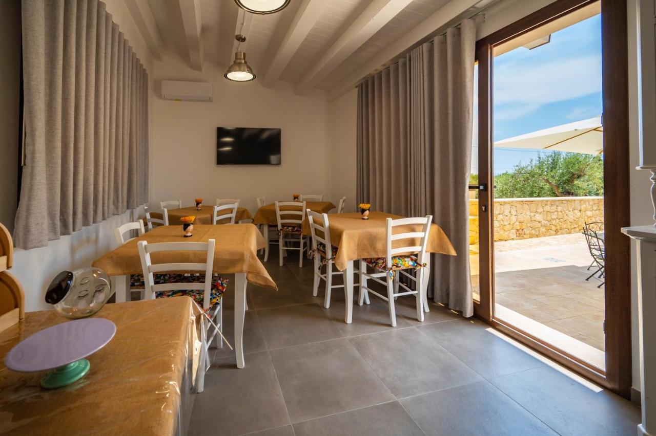 Villa Carmiano Luxury Bedrooms In Avola In The Province Of Syracuse With Spa And Swimming Pool And Wonderful Seaview Exteriér fotografie