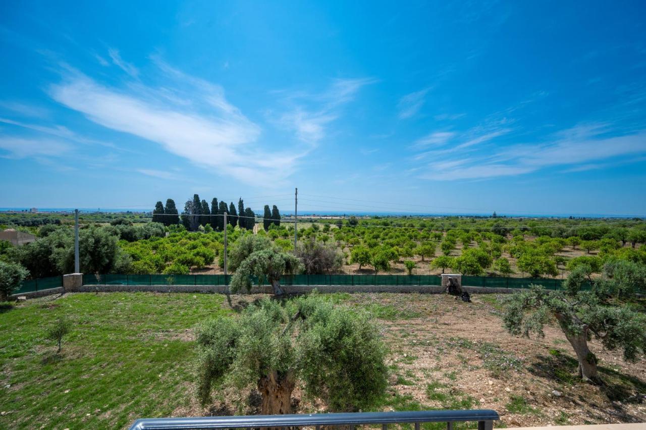 Villa Carmiano Luxury Bedrooms In Avola In The Province Of Syracuse With Spa And Swimming Pool And Wonderful Seaview Exteriér fotografie