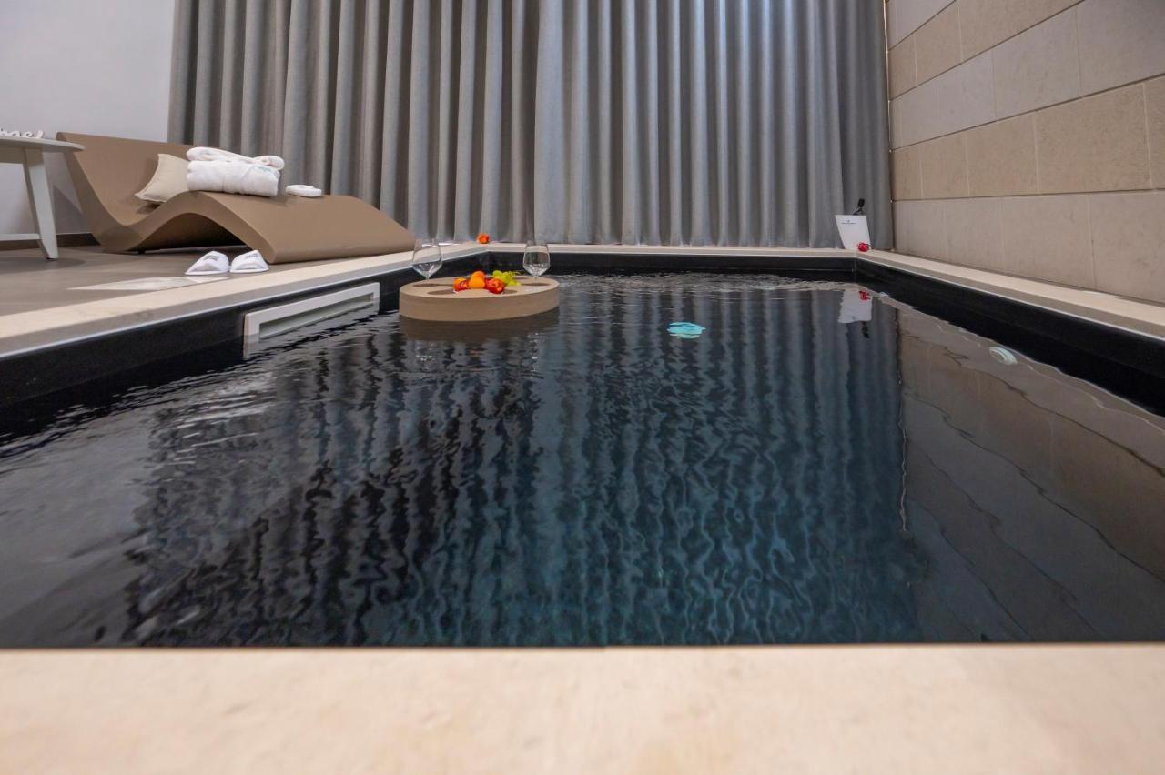 Villa Carmiano Luxury Bedrooms In Avola In The Province Of Syracuse With Spa And Swimming Pool And Wonderful Seaview Exteriér fotografie